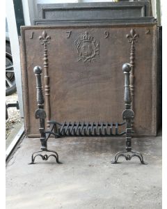 Parrilla Chimenea Gótica