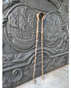 Antigua Tenaza Francés