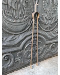 Antigua Tenaza Francés