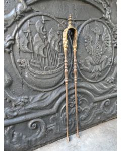 Antigua Tenaza Francés