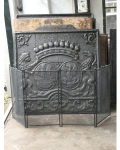 Salva Chispas Grande | Hecho a Mano, Nuevo | 96-140 cm de Ancho | 62.5 cm de Alto