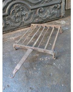 Antigua parrilla de hierro