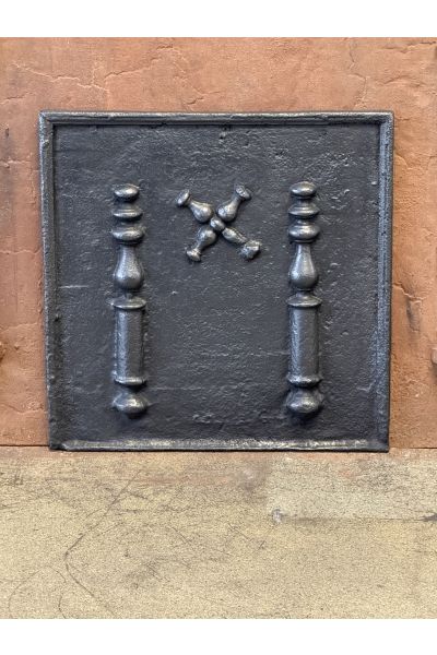 Pilares con Cruz de San Andrés