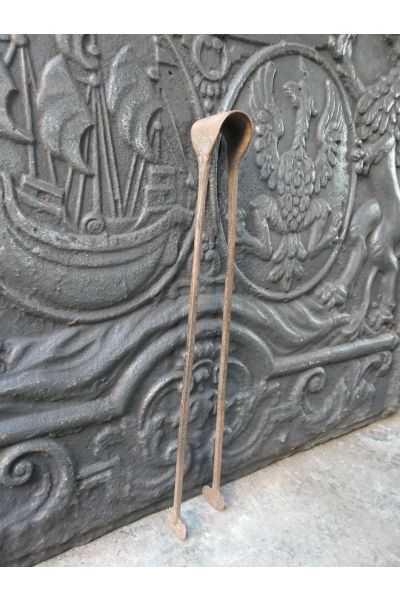 Antigua Tenaza Francés