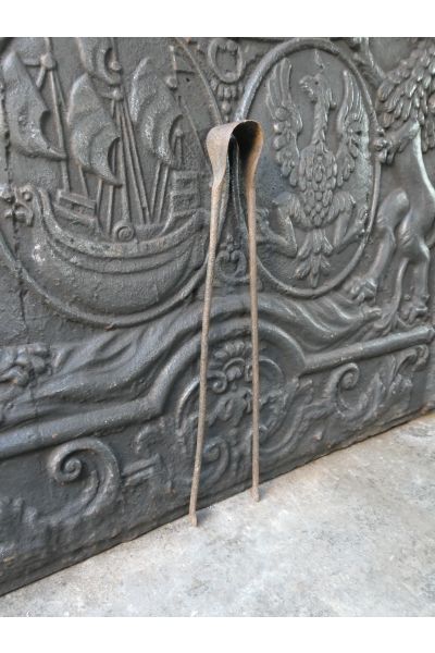 Antigua Tenaza Francés