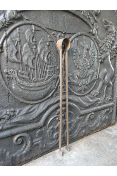 Antigua Tenaza Francés