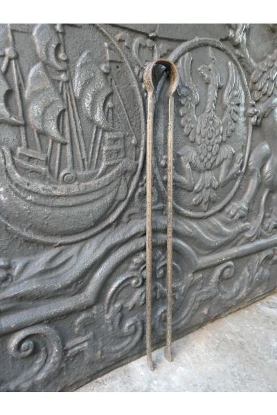 Antigua Tenaza Francés