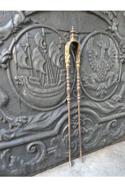 Antigua Tenaza Francés