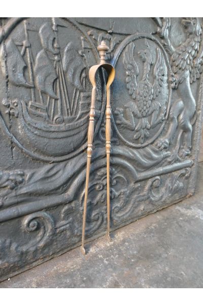 Antigua Tenaza Francés