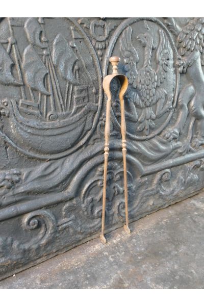 Antigua Tenaza Francés